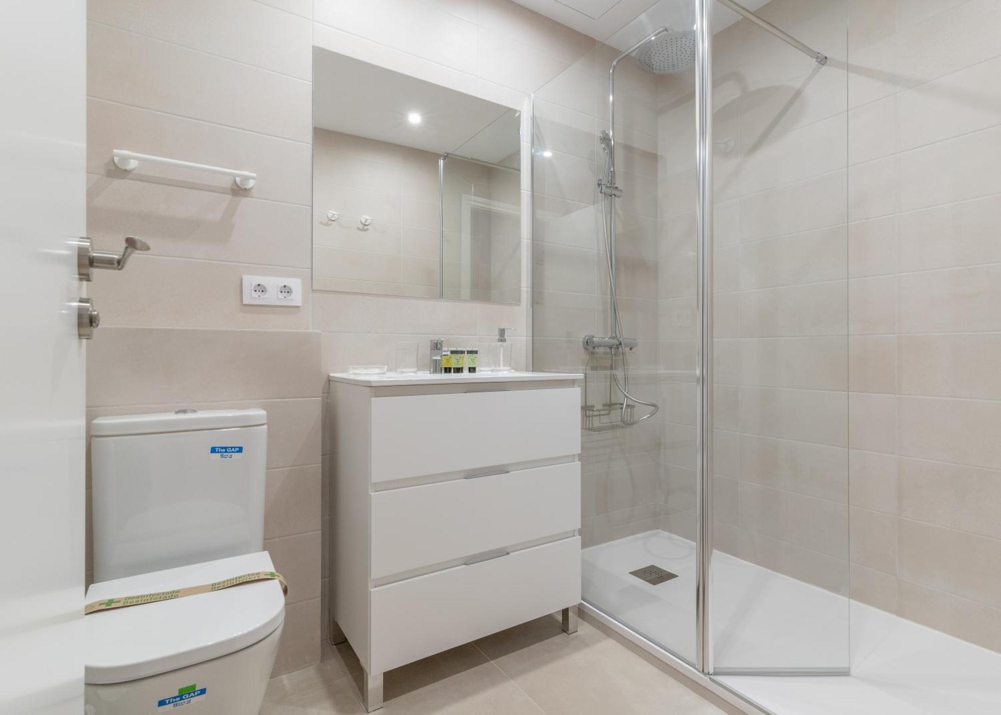 Spacious Central-3Bedrooms 3Bathrooms-Sol Мадрид Экстерьер фото