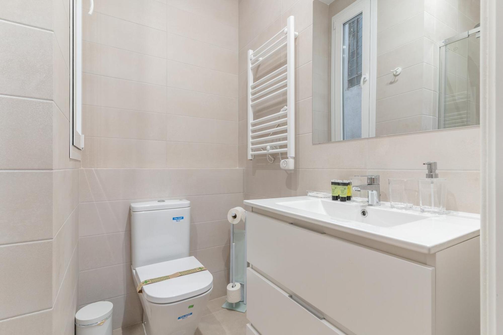 Spacious Central-3Bedrooms 3Bathrooms-Sol Мадрид Экстерьер фото